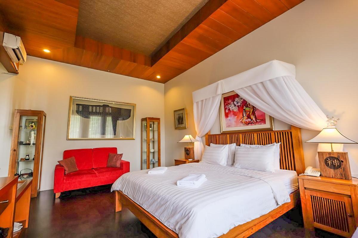 Rumah Stroberi Organic Farm & Family Lodge Lembang Esterno foto