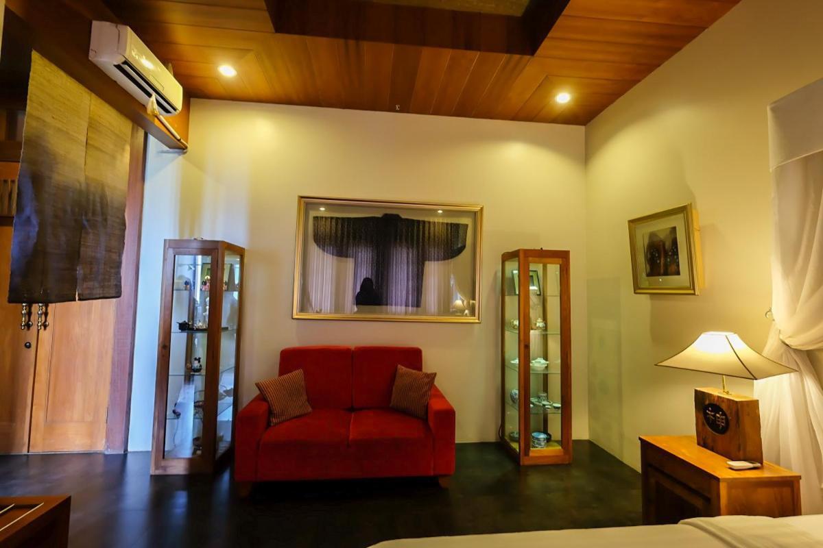 Rumah Stroberi Organic Farm & Family Lodge Lembang Esterno foto